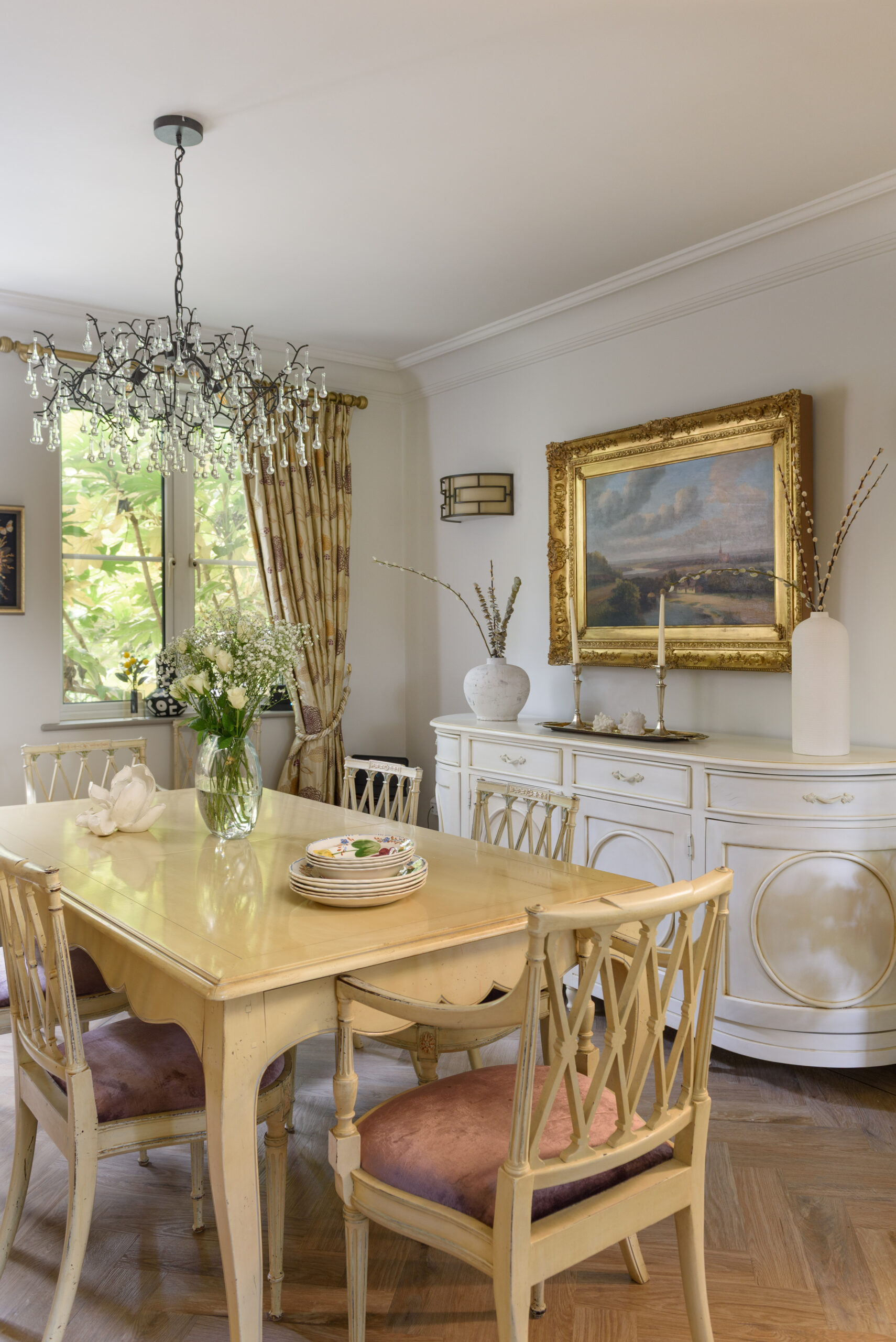 French style family dining room